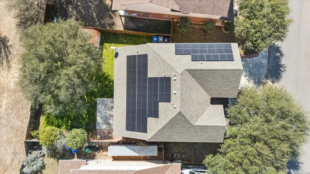 $2,400 | 10210 Elizabeth Court, San Antonio, TX 78240