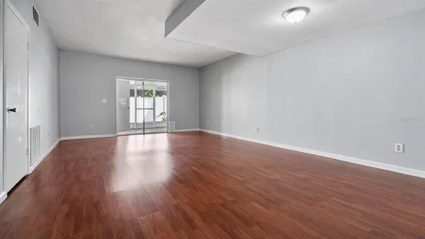 $2,200 | 11717 Wesson Circle East, Tampa, FL 33618