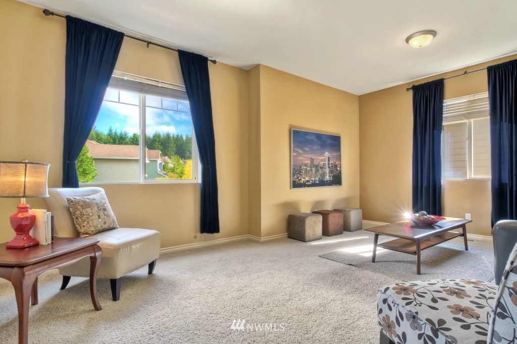 27627 Maple Ridge Way Southeast Maple Valley, WA 98038 - Photo 19 of 23
