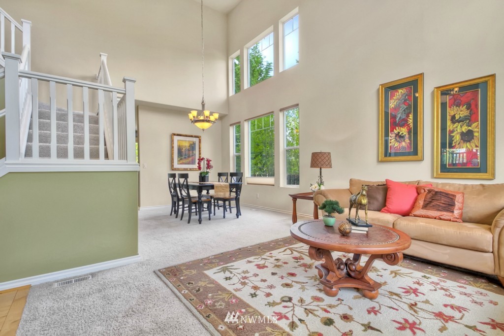 27627 Maple Ridge Way Southeast Maple Valley, WA 98038 - Photo 5 of 23
