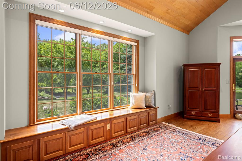 905 Spring Drive Northville, MI 48167 - Photo 29 of 98