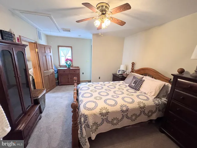 $1,150 | 2209 Shartlesville Road, Unit 2, Mohrsville, PA 19541