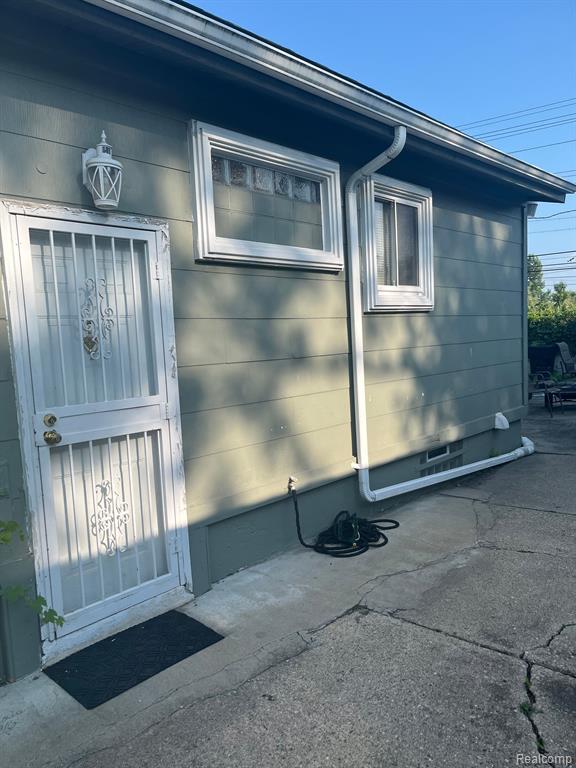 7138 Edgeton Street Hamtramck, MI 48212 - Photo 14 of 15