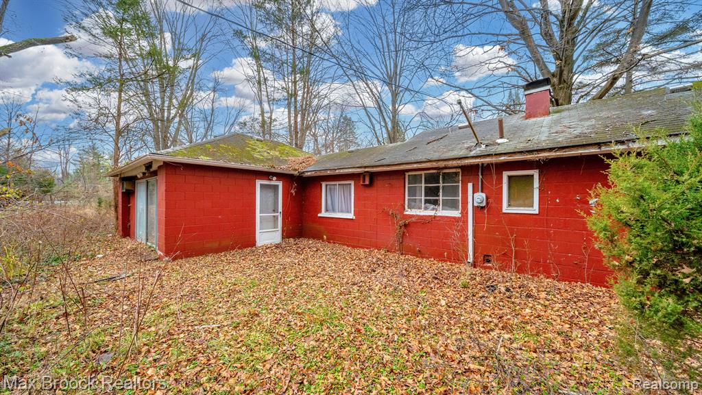 26444 Power Road Farmington Hills, MI 48334 - Photo 6 of 23