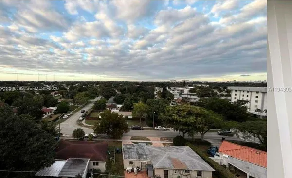 $1,650 | 16740 Northeast 9th Avenue, Unit 807, North Miami Beach, FL 33162