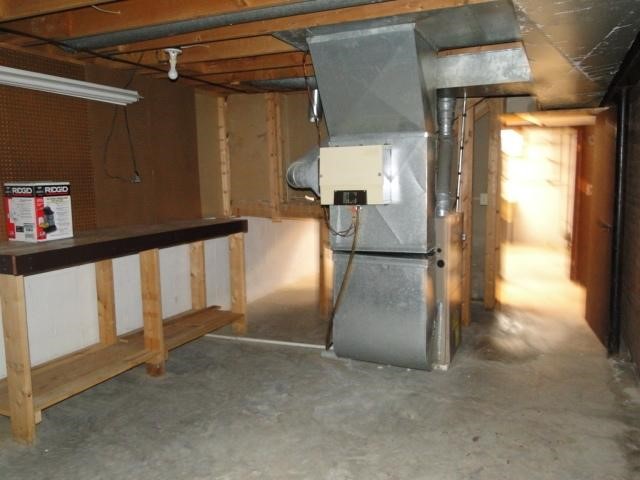 7246 Calkins Road Flint, MI 48532 - Photo 15 of 17