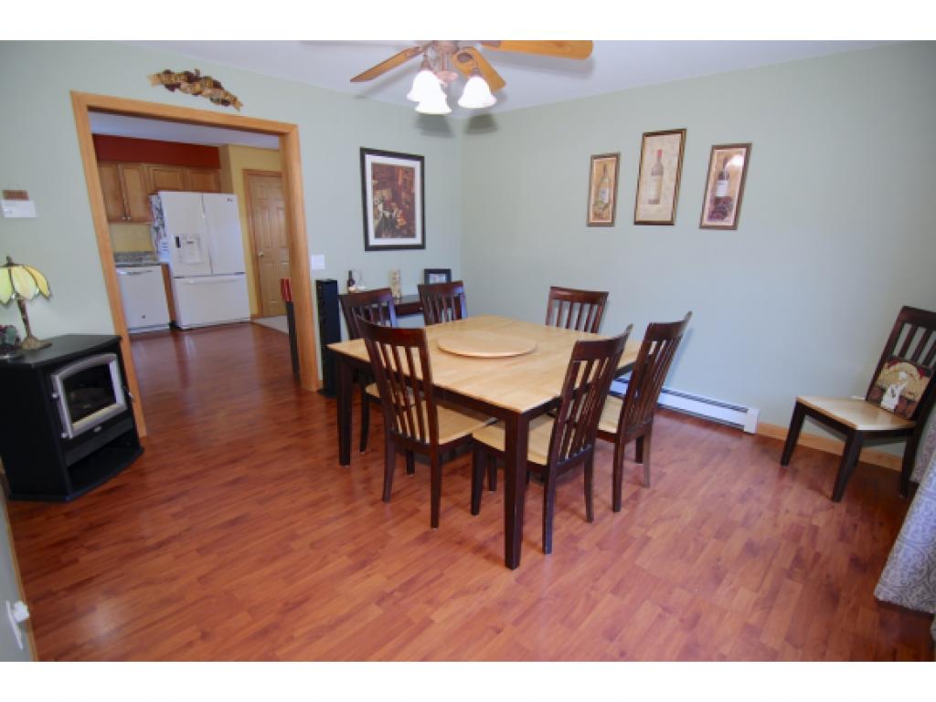 89 Stillwater Circle Rochester, NH 03839 - Photo 3 of 19