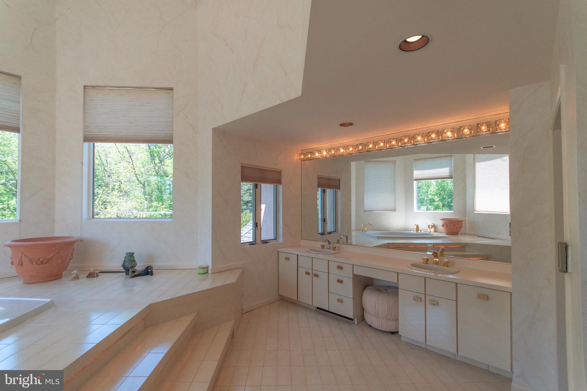 3763 Buck Road Huntingdon Valley, PA 19006 - Photo 36 of 50 Gallery Image 36