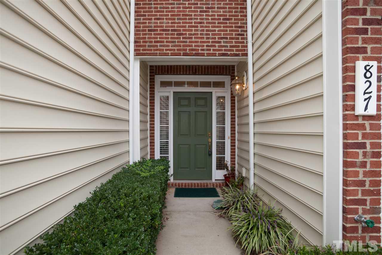 827 Swan Neck Lane Raleigh, NC 27615 - Photo 2 of 13