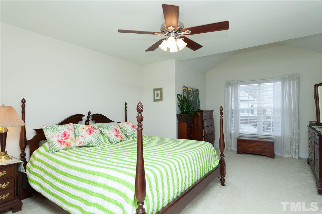 827 Swan Neck Lane Raleigh, NC 27615 - Photo 9 of 13