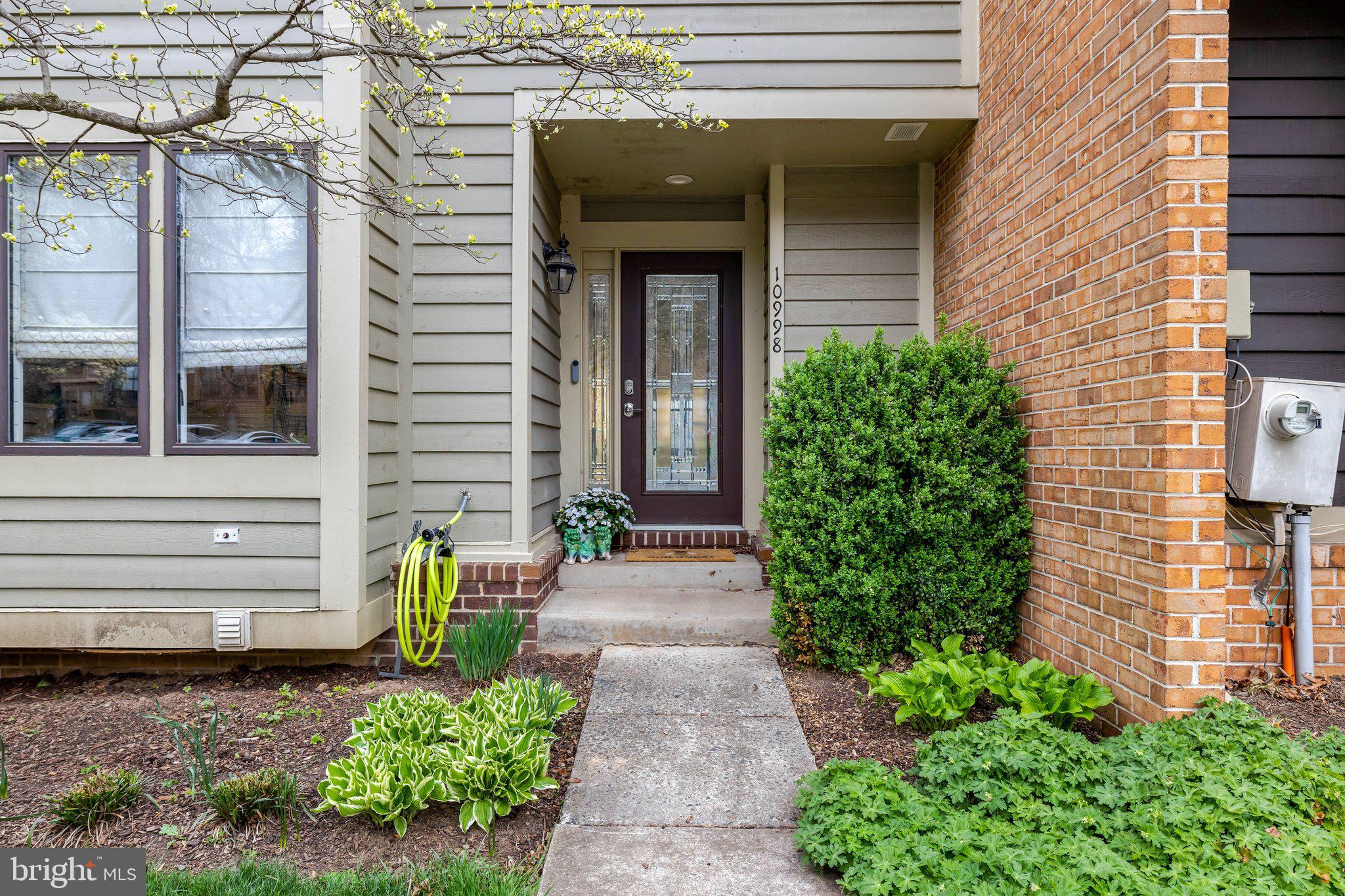 10998 Thrush Ridge Road Reston, VA 20191 - Photo 6 of 59