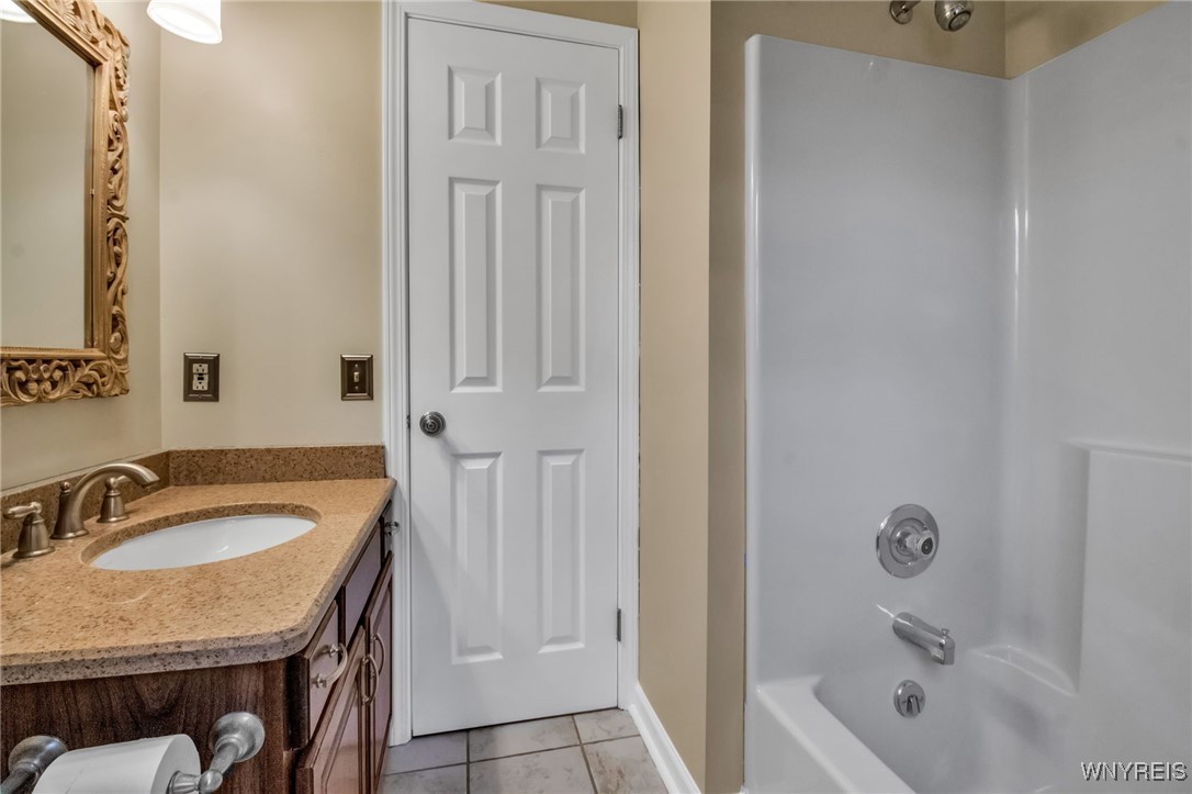 270 Buffalo Road, Unit 43 East Aurora, NY 14052 - Photo 19 of 35