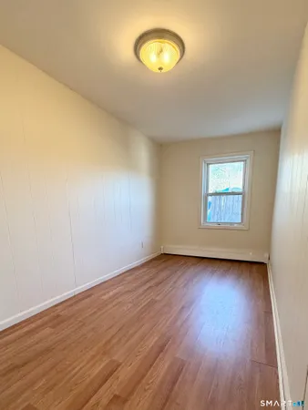 $1,200 | 9 Meridian Street, Unit 3, Plymouth, CT 06786