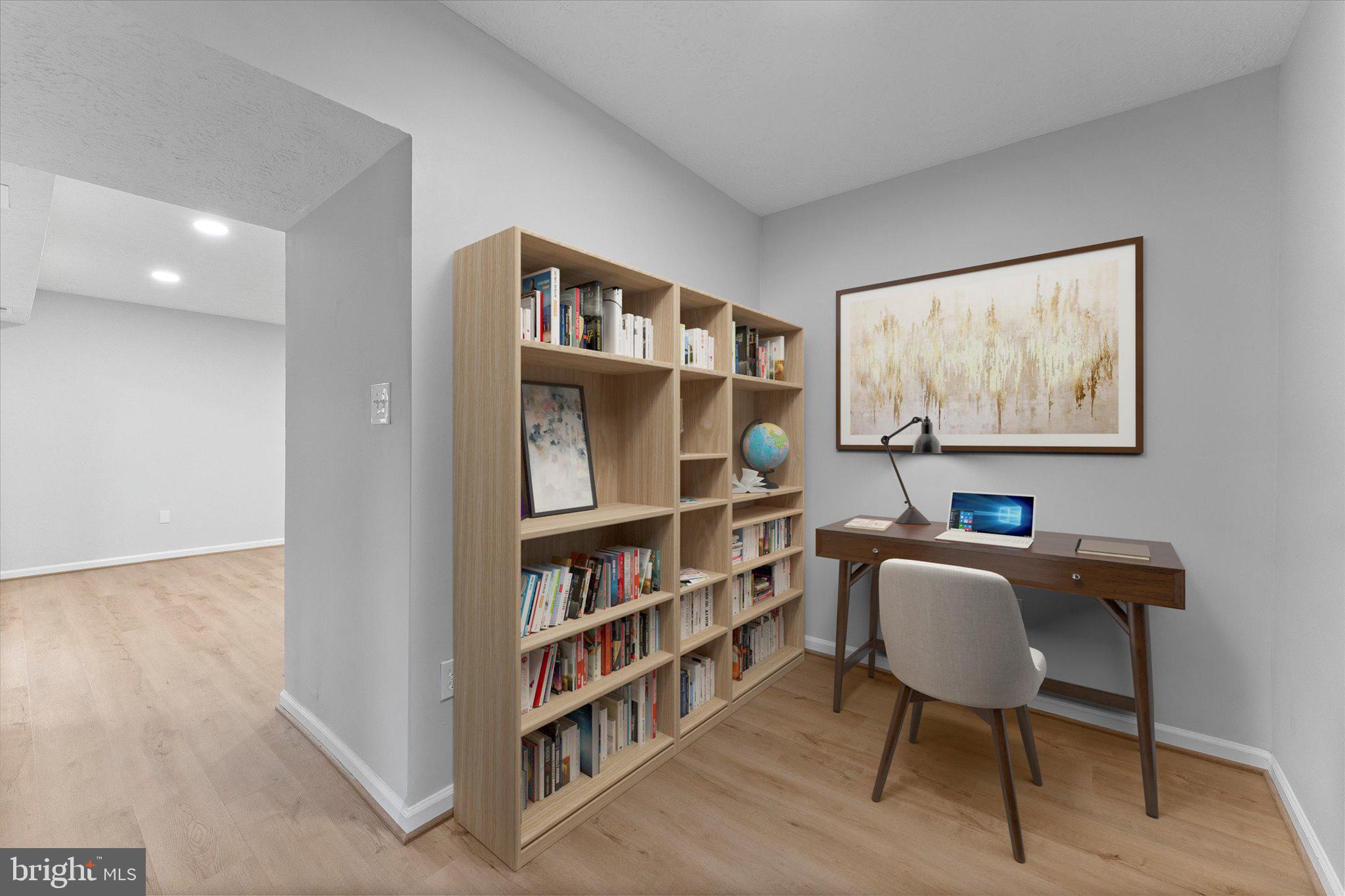 2245 Hunter's Run Drive Reston, VA 20191 - Photo 13 of 47 Virtually Staged Den