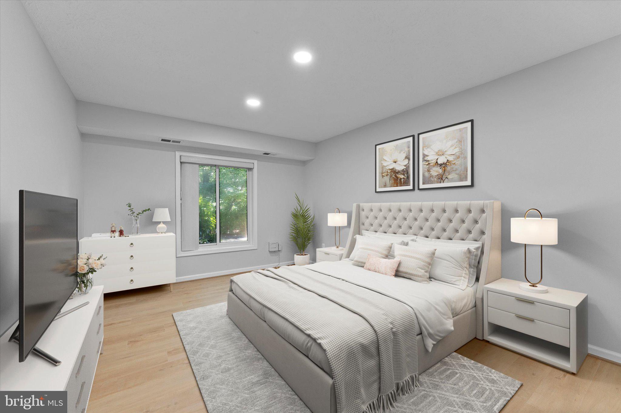 2245 Hunter's Run Drive Reston, VA 20191 - Photo 21 of 47 Primary Bedroom - Virtually Staged
