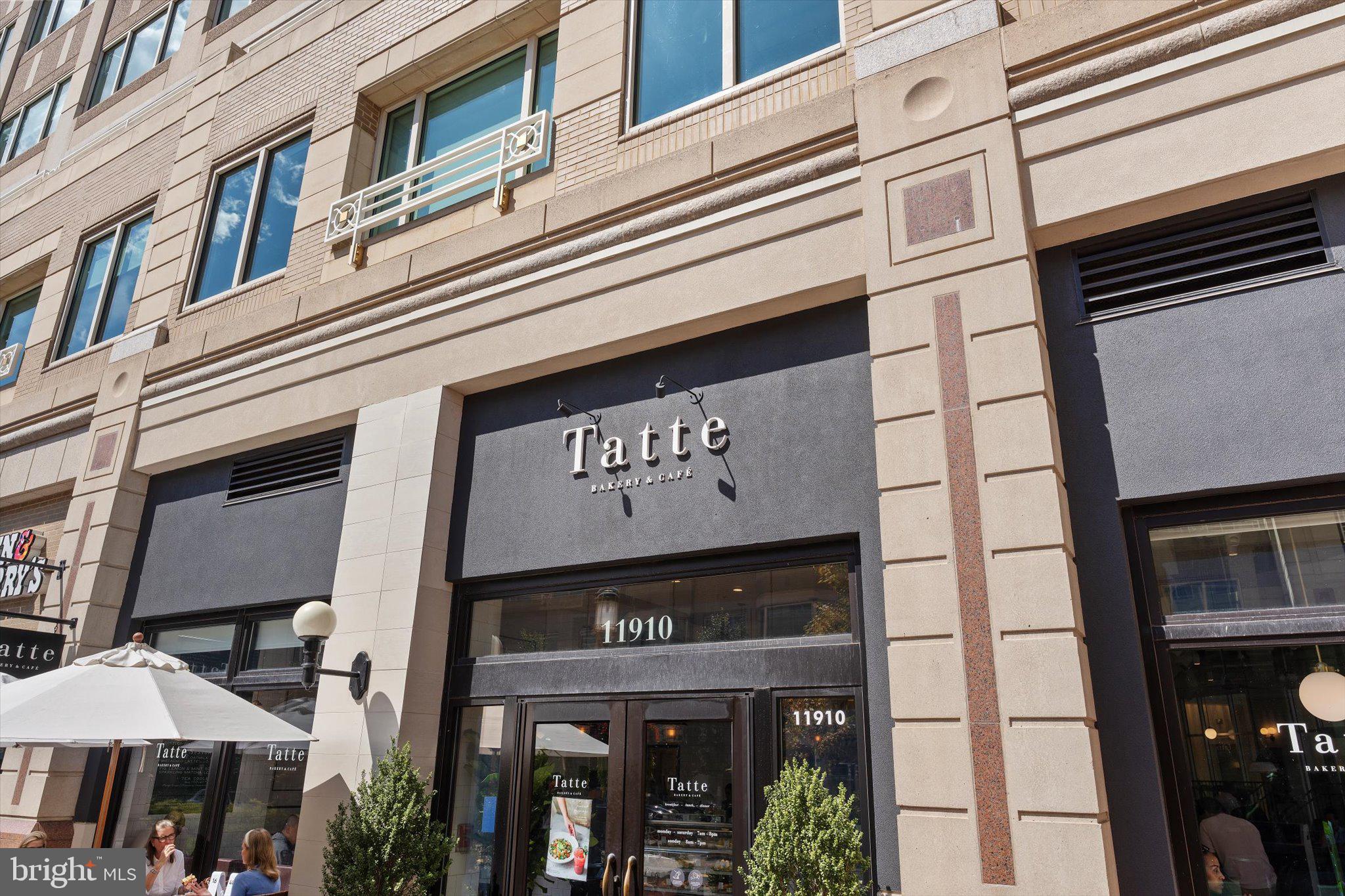 2245 Hunter's Run Drive Reston, VA 20191 - Photo 42 of 47 1.9 Miles to Tatte