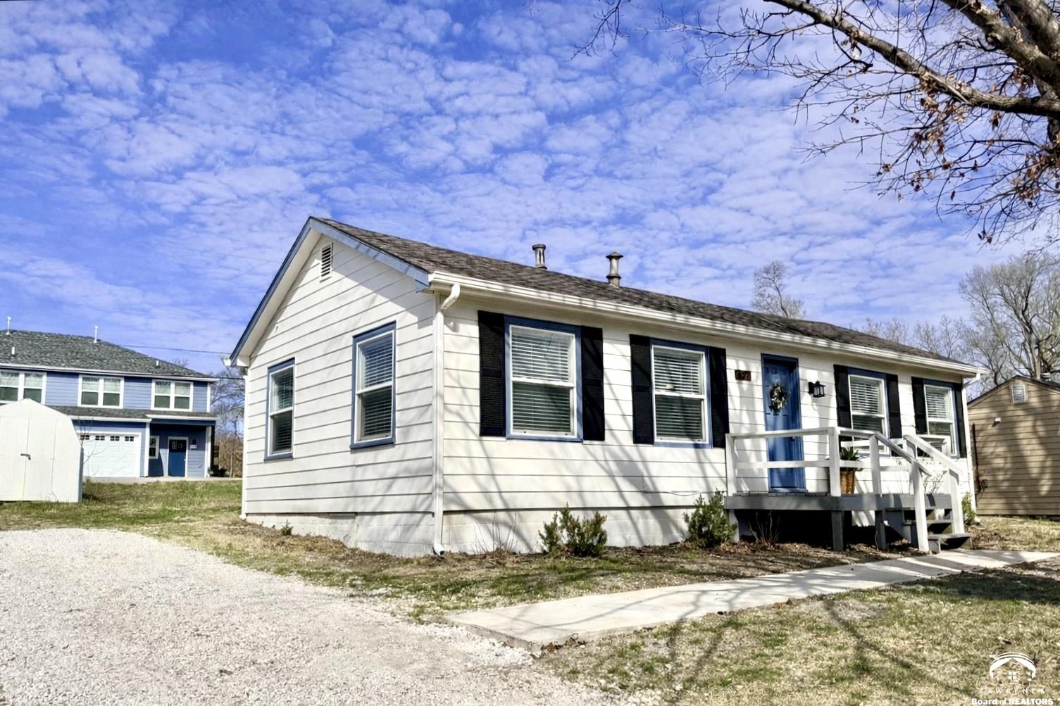 627 Birch Street Eudora, KS 66025 - Photo 2 of 18