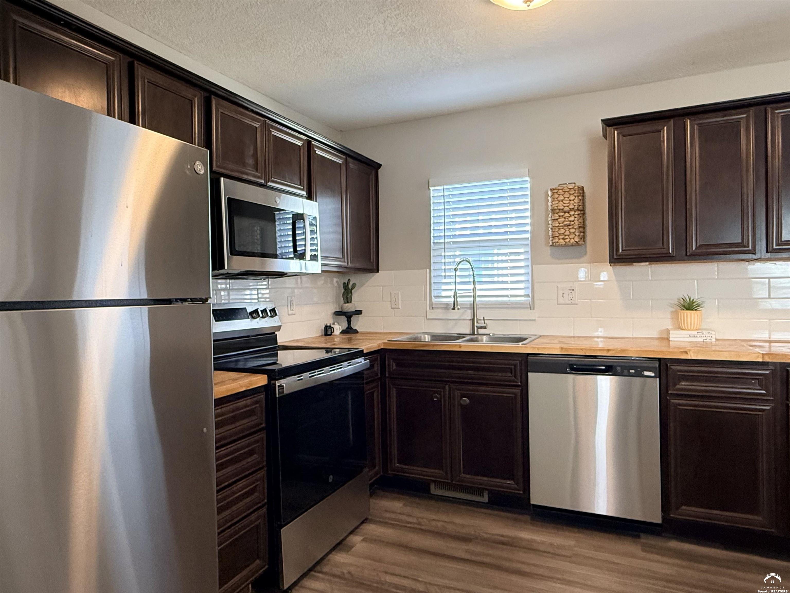 627 Birch Street Eudora, KS 66025 - Photo 6 of 18