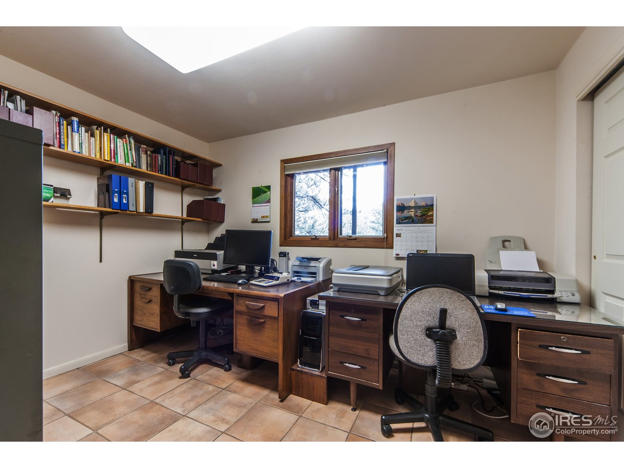 229 Kelly Road East Boulder, CO 80302 - Photo 17 of 25 a view of a workspace with furniture
