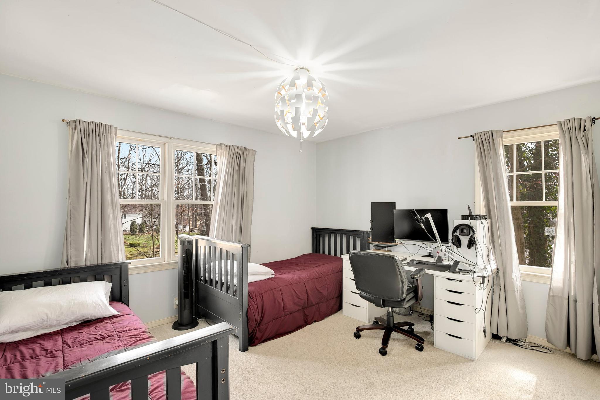 4904 Pheasant Ridge Road Fairfax, VA 22030 - Photo 22 of 39 Gallery Image 22