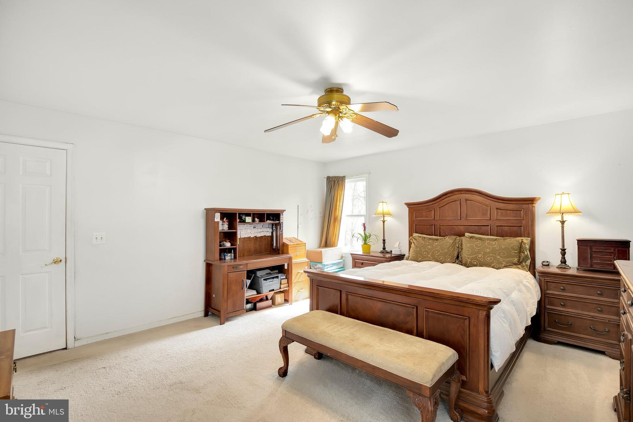 4904 Pheasant Ridge Road Fairfax, VA 22030 - Photo 26 of 39 Gallery Image 26