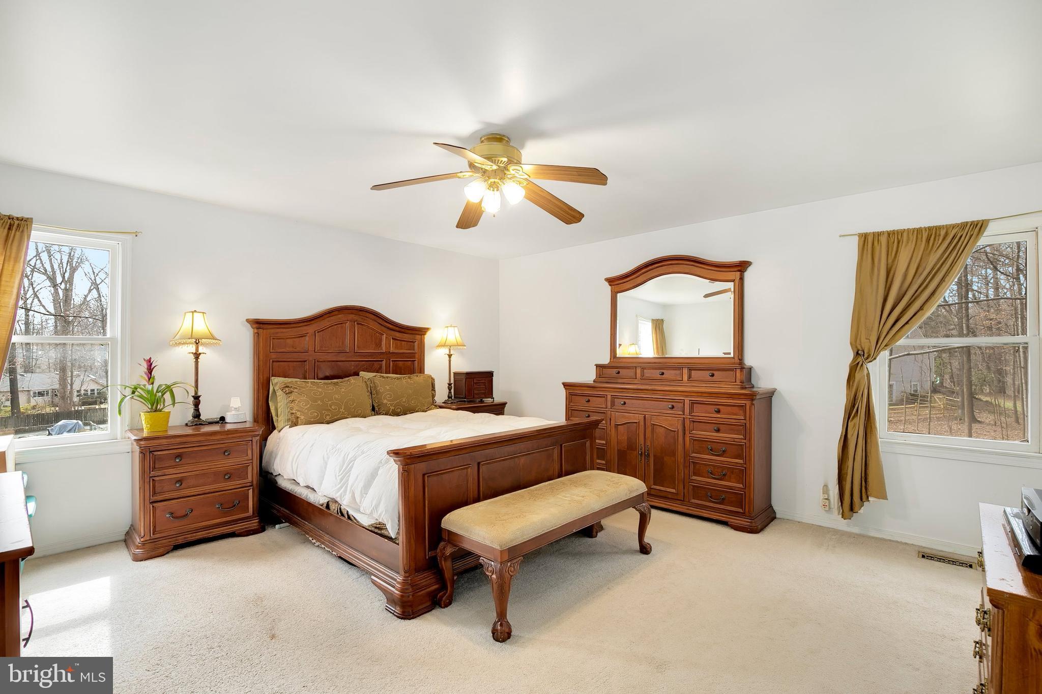 4904 Pheasant Ridge Road Fairfax, VA 22030 - Photo 27 of 39 Gallery Image 27