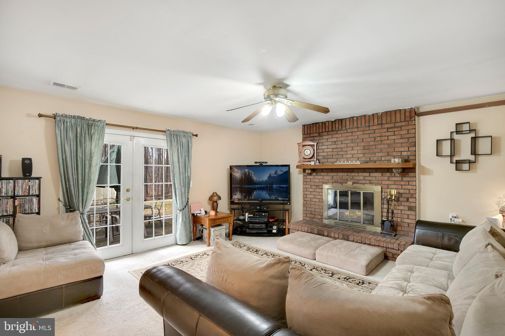 4904 Pheasant Ridge Road Fairfax, VA 22030 - Photo 30 of 39 Gallery Image 30
