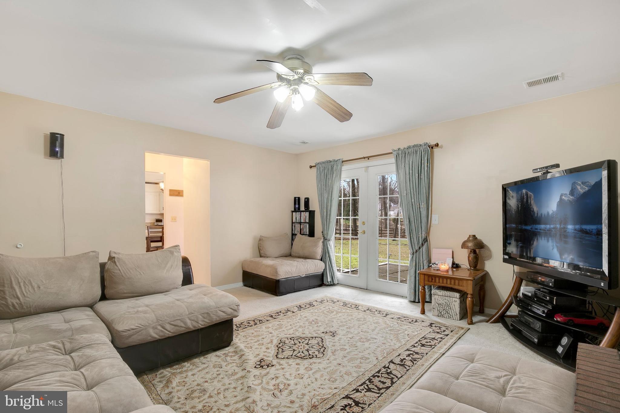 4904 Pheasant Ridge Road Fairfax, VA 22030 - Photo 32 of 39 Gallery Image 32