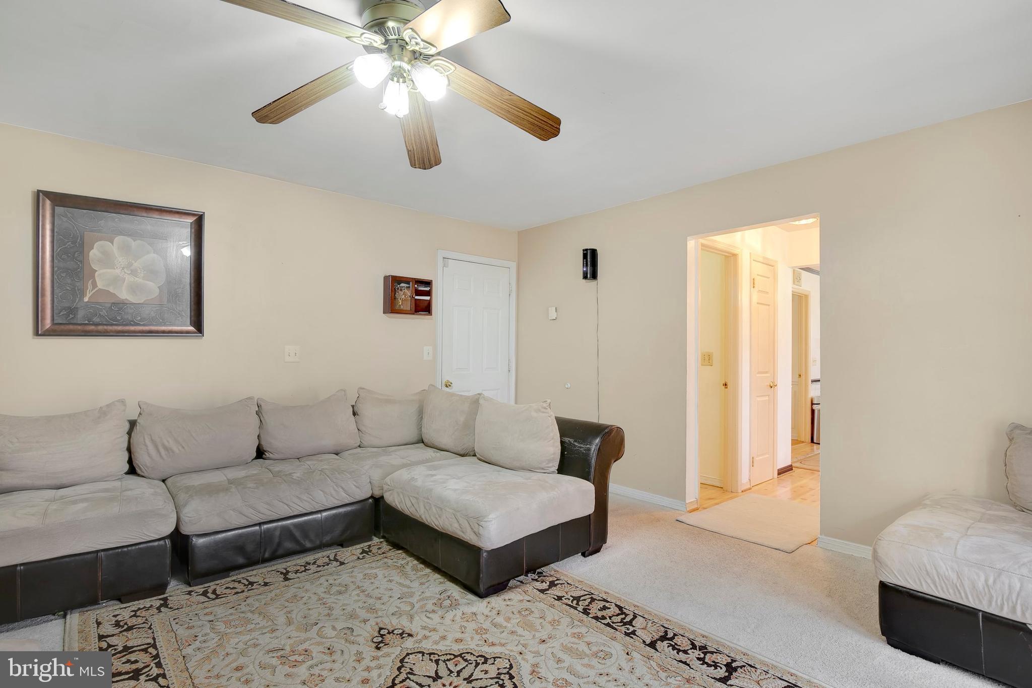 4904 Pheasant Ridge Road Fairfax, VA 22030 - Photo 33 of 39 Gallery Image 33