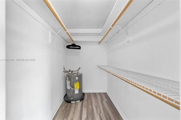 $4,000 | 5920 Northeast 2nd Terrace, Oakland Park, FL 33334