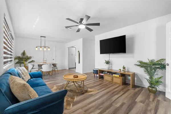 $4,000 | 5920 Northeast 2nd Terrace, Oakland Park, FL 33334