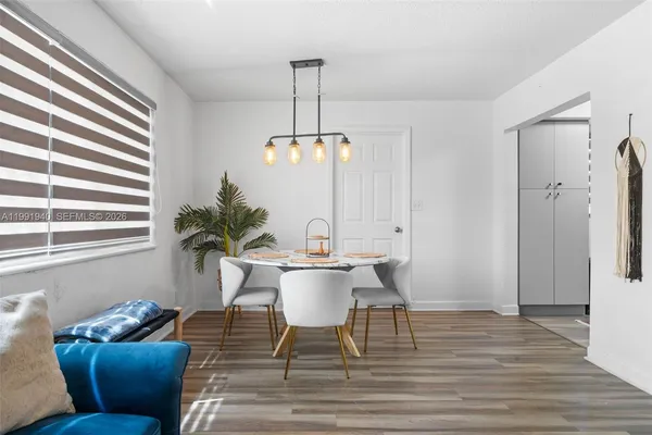 $4,000 | 5920 Northeast 2nd Terrace, Oakland Park, FL 33334