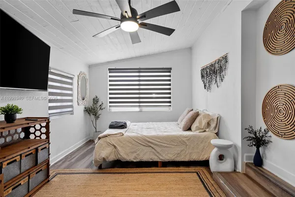 $4,000 | 5920 Northeast 2nd Terrace, Oakland Park, FL 33334