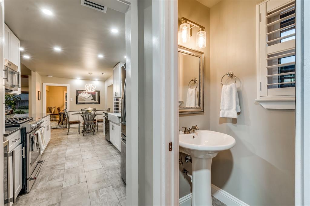 3135 Timberview Road Dallas, TX 75229 - Photo 21 of 36