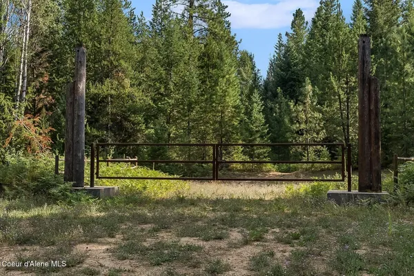 $205,000 | Nna Lot 17 Nna Road, Naples, ID 83847