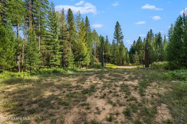 $205,000 | Nna Lot 17 Nna Road, Naples, ID 83847