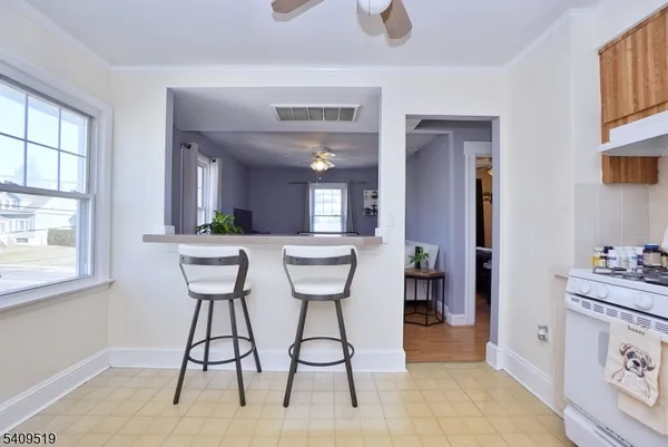 $2,200 | 103 Orchard Street, Unit 2, Summit, NJ 07901