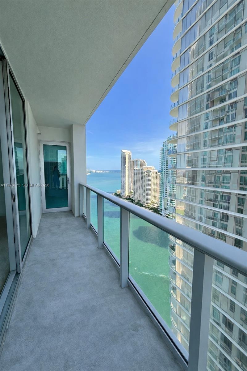 300 South Biscayne Boulevard, Unit T2602 Miami, FL 33131 - Photo 2 of 16