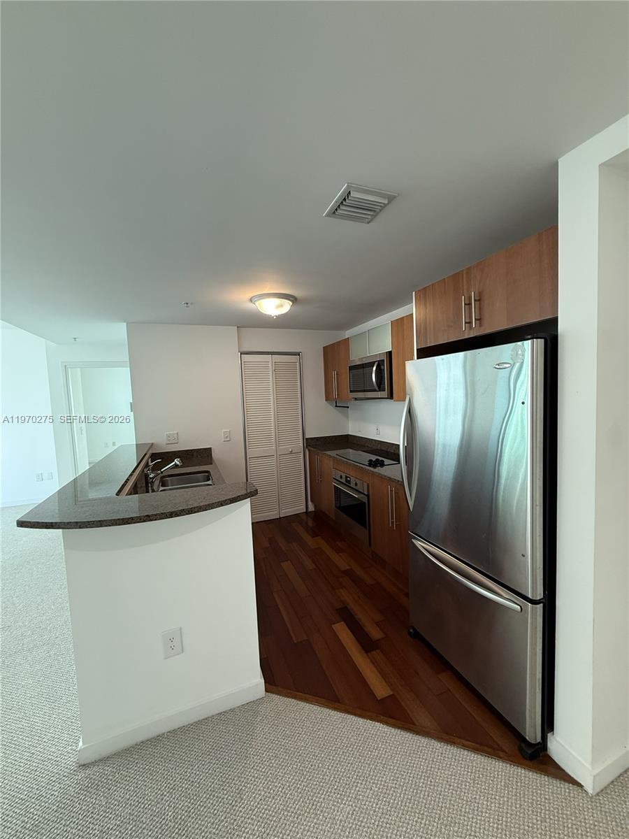 300 South Biscayne Boulevard, Unit T2602 Miami, FL 33131 - Photo 6 of 16