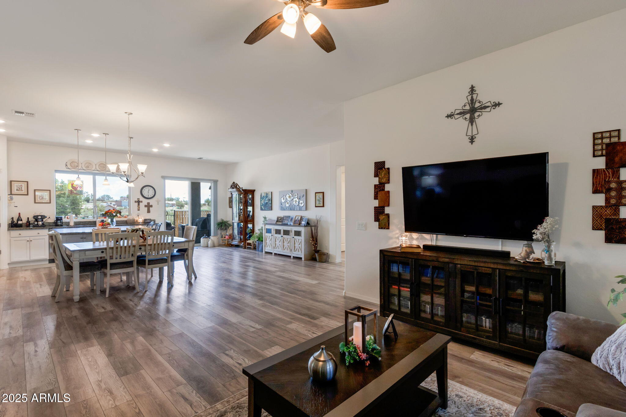 6025 North Hanover Court Rimrock, AZ 86335 - Photo 7 of 30 a living room with furniture and a flat screen tv
