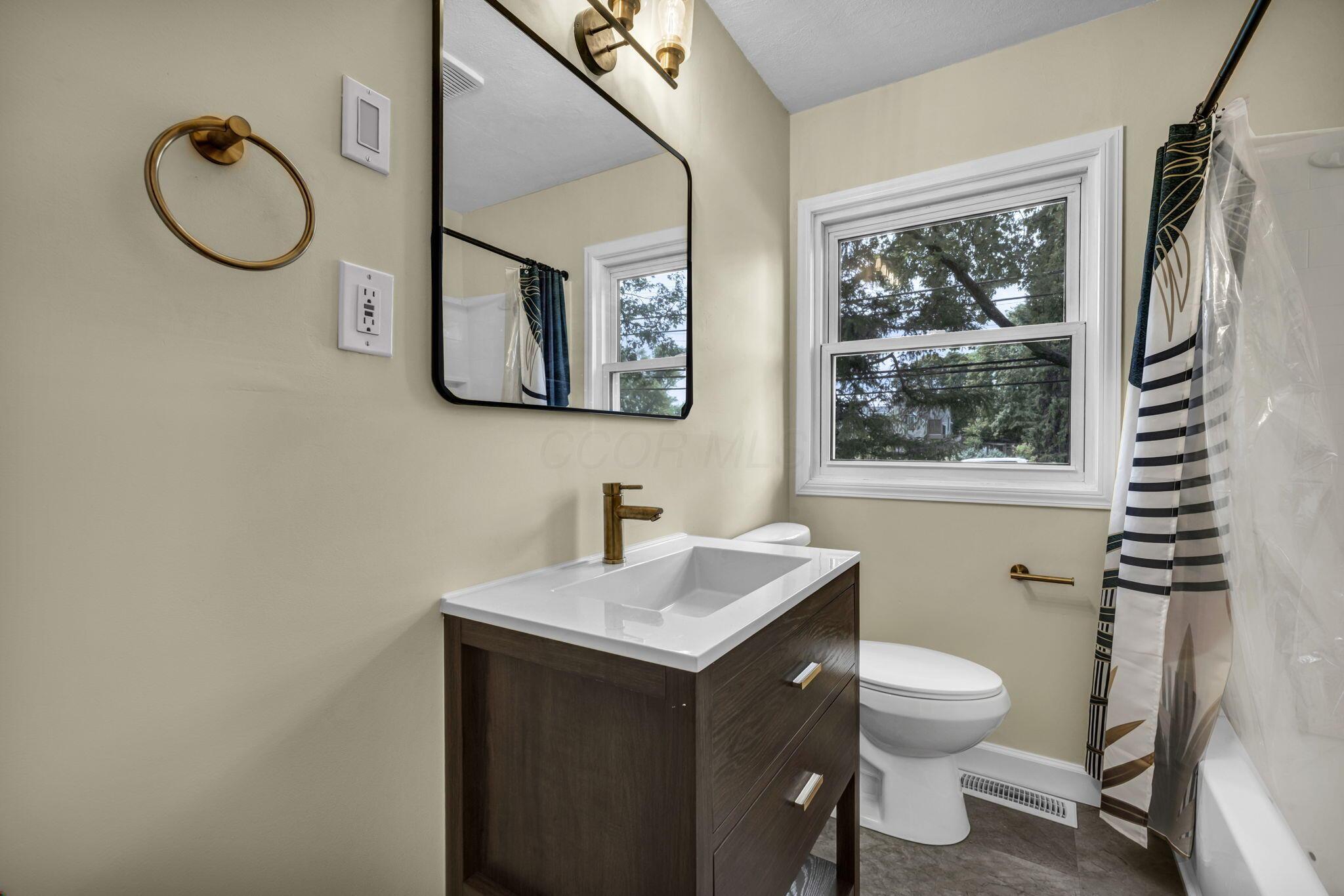1316 Moler Road Columbus, OH 43207 - Photo 28 of 43