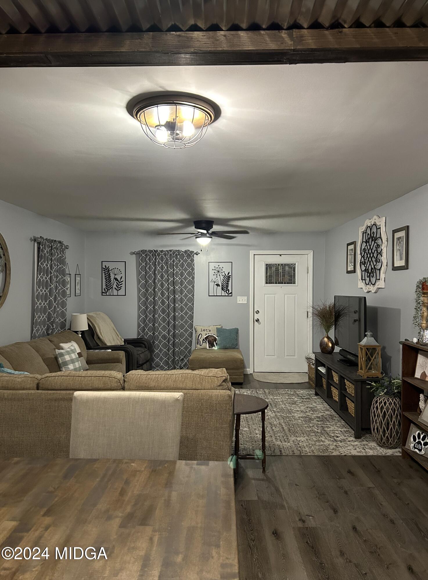 11 Pope Road Roberta, GA 31078 - Photo 3 of 15 a living room with furniture