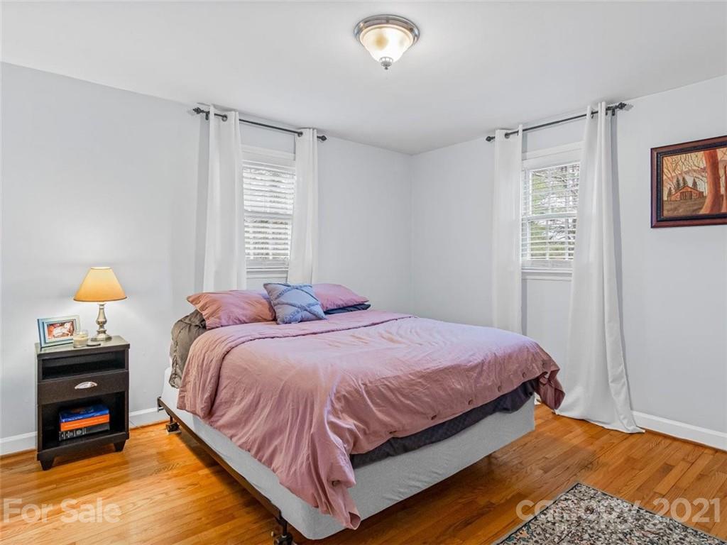 61 Hickory Tree Road Asheville, NC 28805 - Photo 18 of 30 Gallery Image 18