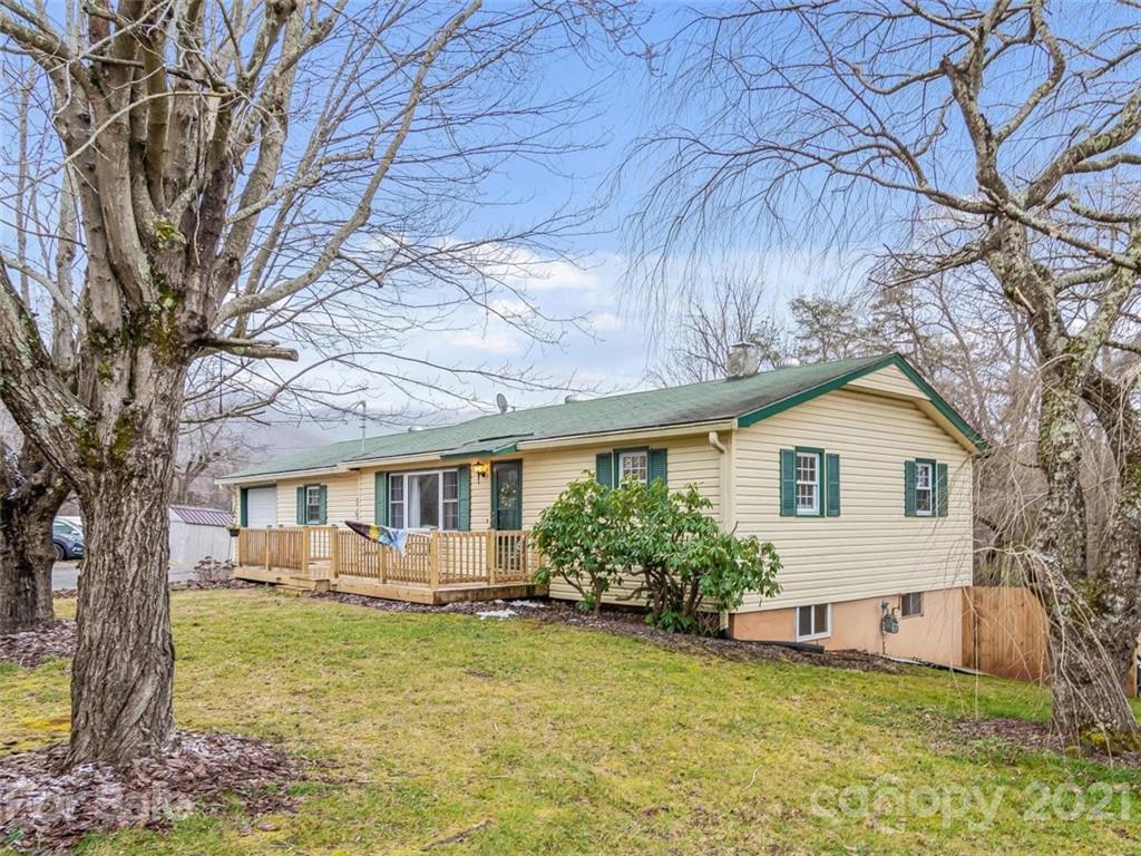 61 Hickory Tree Road Asheville, NC 28805 - Photo 4 of 30 Gallery Image 4