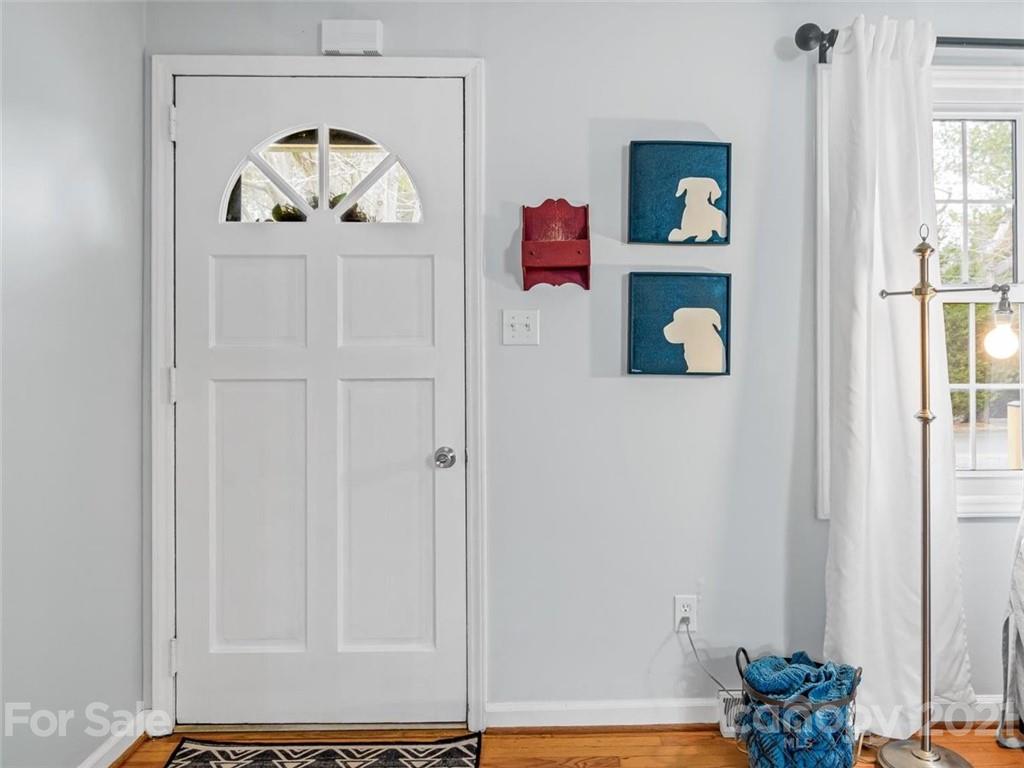 61 Hickory Tree Road Asheville, NC 28805 - Photo 6 of 30 Gallery Image 6