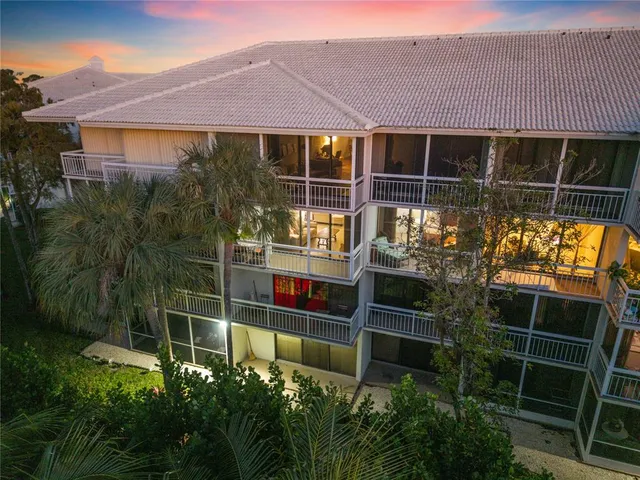 $350,000 | 6181 Balboa Circle, Unit 305, Boca Raton, FL 33433