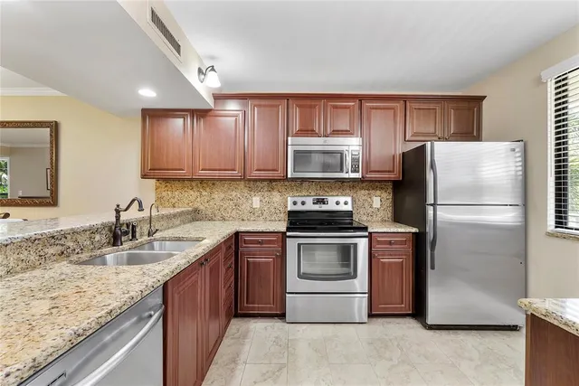 $350,000 | 6181 Balboa Circle, Unit 305, Boca Raton, FL 33433