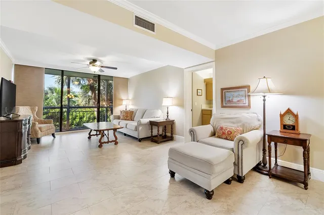 $350,000 | 6181 Balboa Circle, Unit 305, Boca Raton, FL 33433