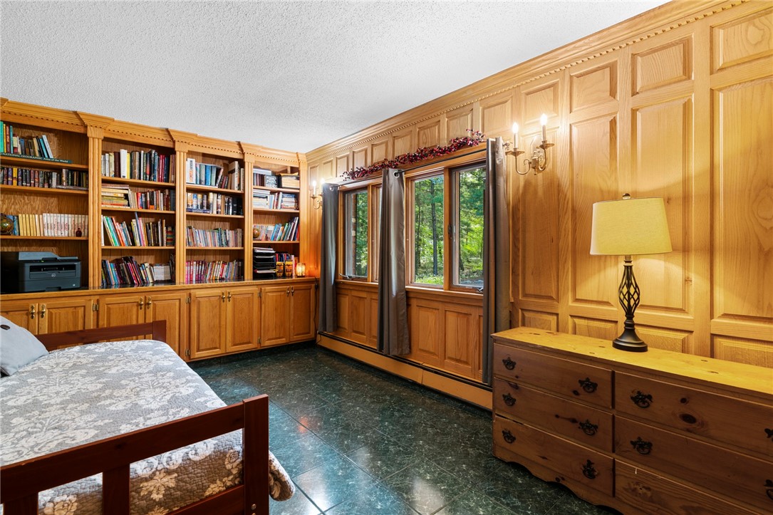 922 Whaley Hollow Road Coventry, RI 02816 - Photo 23 of 46 Library