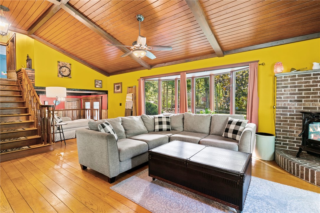 922 Whaley Hollow Road Coventry, RI 02816 - Photo 6 of 46 Living Room